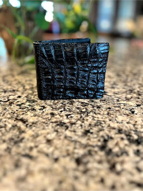 Handcrafted Alligator Black Leather Men’s Wallet New